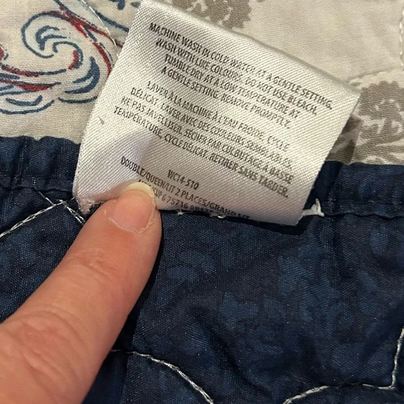 🛌 Pretty Country Bedding - Picture 8 of 10